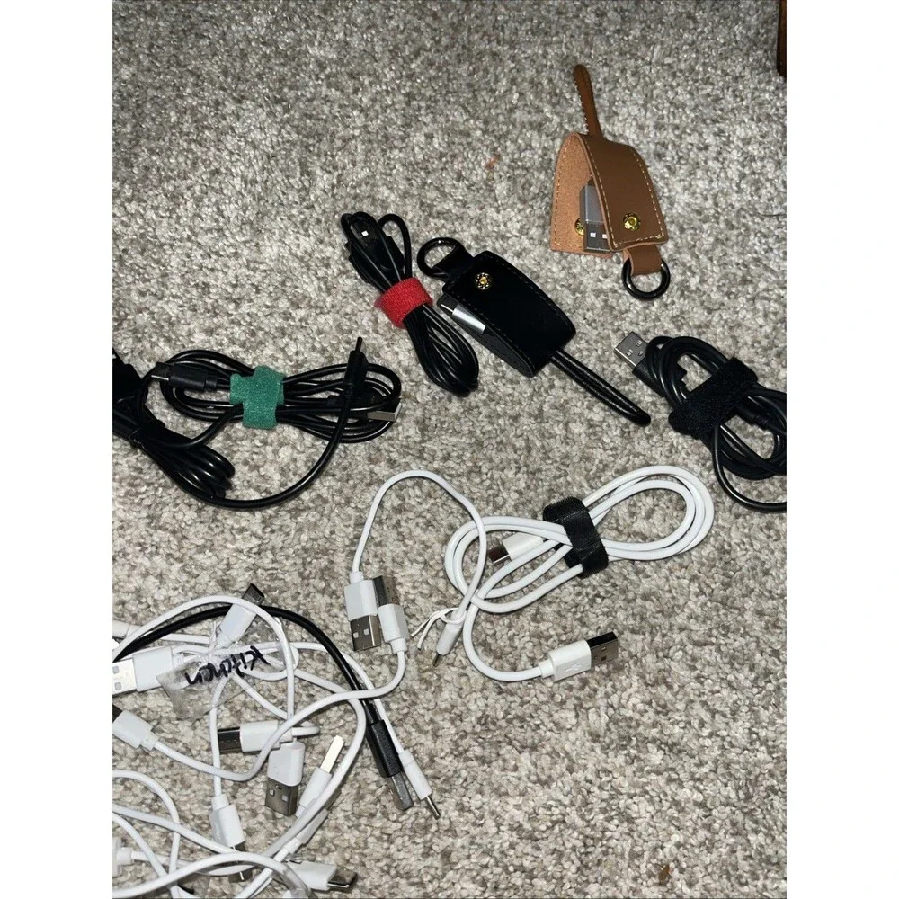 Lot of 20 USB C Cables for Tablets Cameras Phones